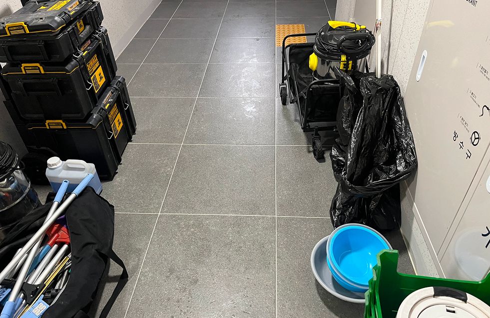 Rectangle 161123865.jpg